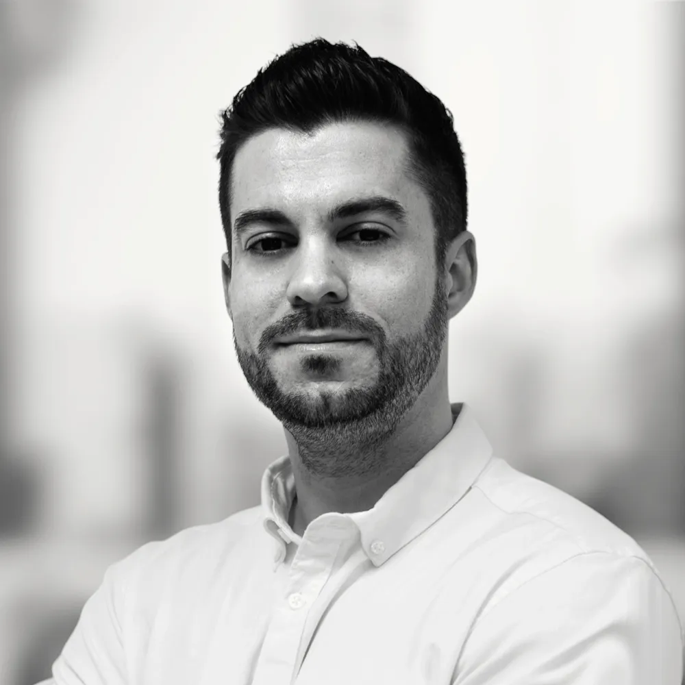 Portrait of Jordi Carrasquero, photography in black and white.